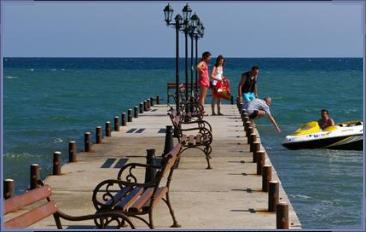 boats for hire at Garden of Eden St. Vlas